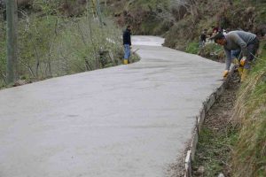 ORDU’DA ASFALT VE BETON YOL ÇALIŞMALARI SÜRÜYOR