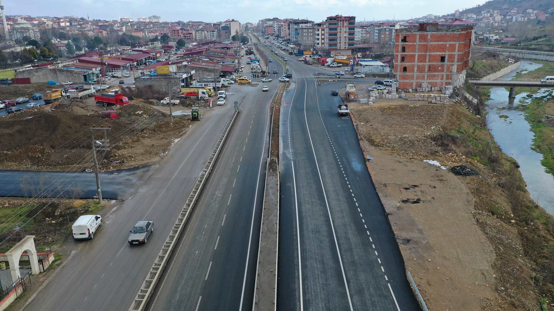 SANAYİ KAVŞAĞI TRAFİĞİ RAHATLATTI