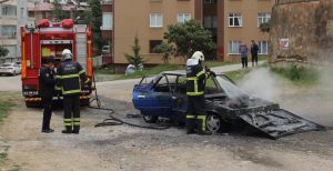 ÜNYE’DE OTOMOBİL ALEV ALDI