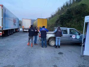 ORDU’DA YOLDA KALANLARA BÜYÜKŞEHİRDEN İFTAR