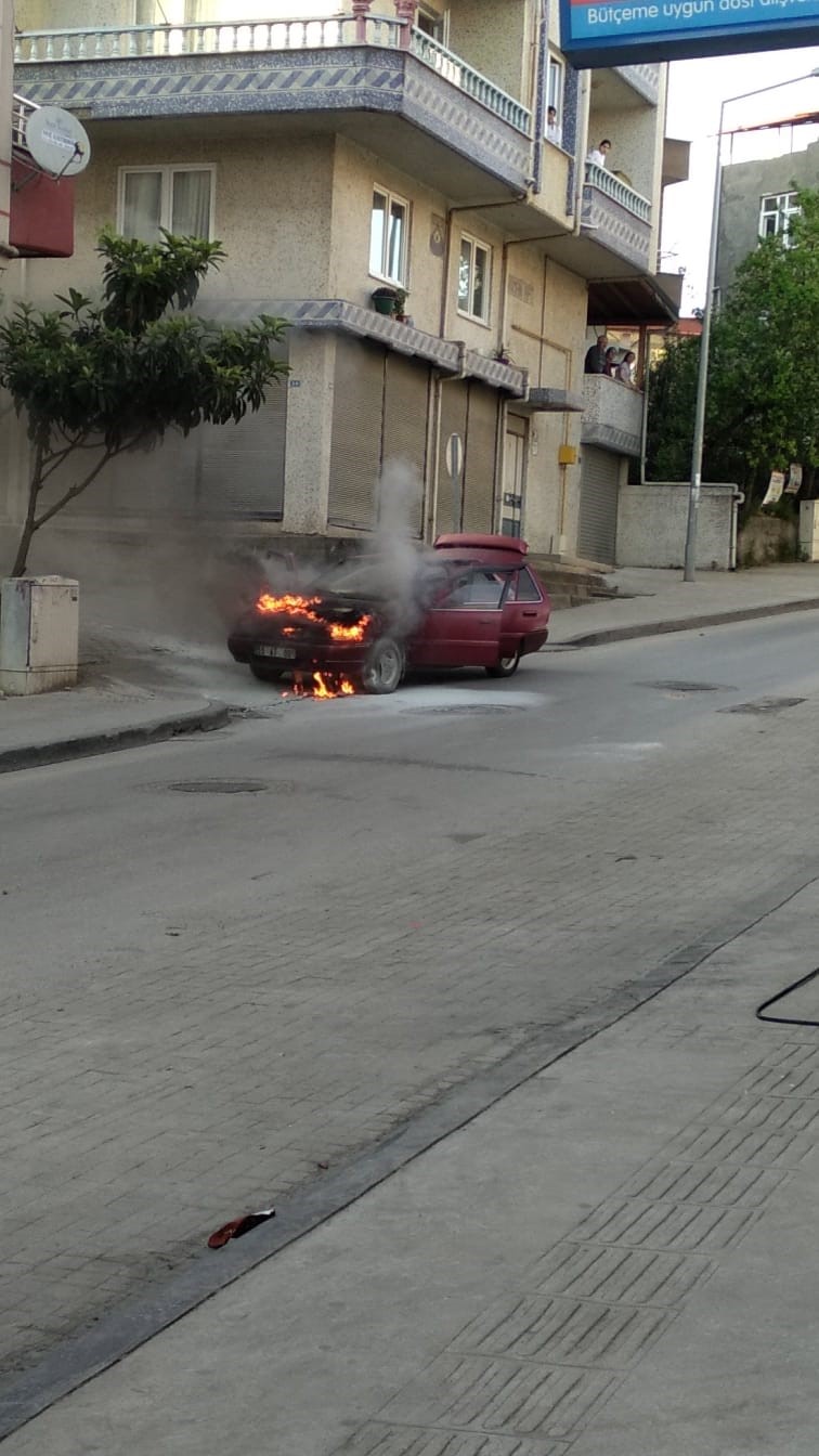 Ünye’de hareket halindeki araç