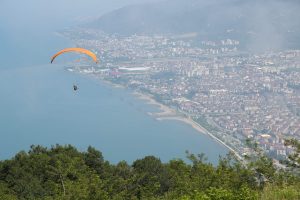 YAMAÇ PARAŞÜTÜ TUTKUNLARI ORDU’YU SEVDİ