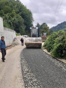 BÜYÜKŞEHİR YOL SORUNLARINI ÇÖZÜYOR