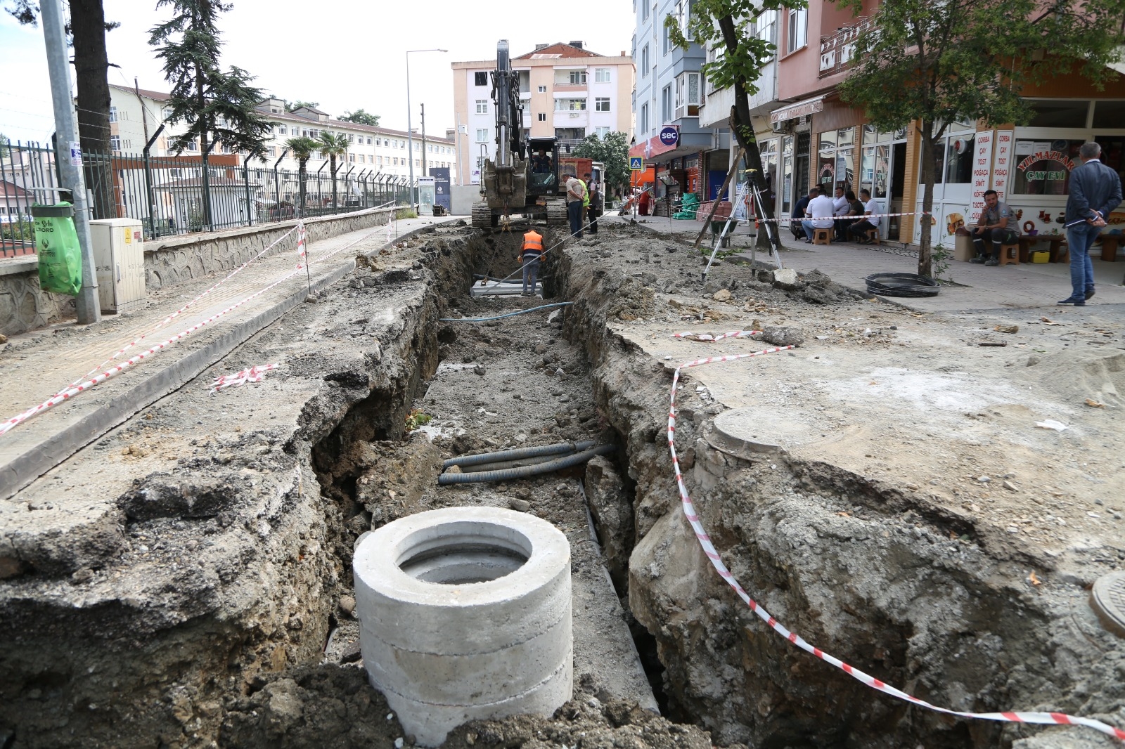 BÜYÜKŞEHİR’DEN ALTINORDU’YA SAĞLAM ALTYAPI