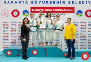 ORDU BÜYÜKŞEHİR BELEDİYESİ SPORCULARI MADALYALARA ABONE