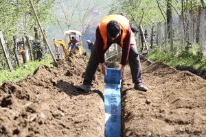 ÜNYE ÇATAK MAHALLESİ İÇME SUYU ŞEBEKE HATLARINA KAVUŞUYOR