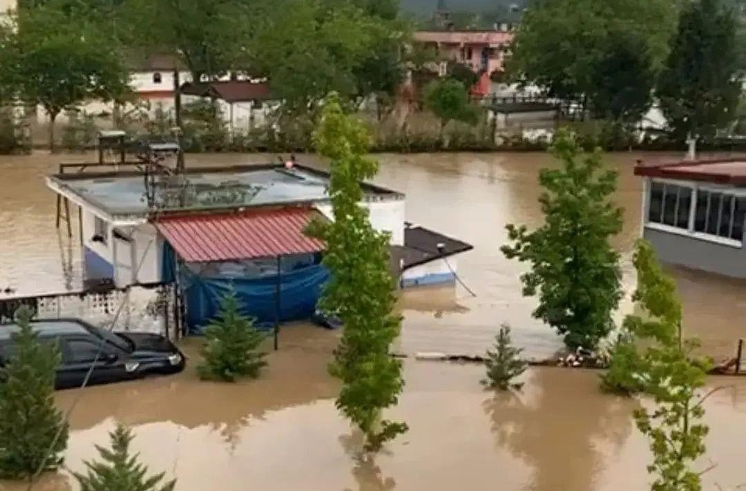 ORDU’nun Fatsa ilçesinde, şiddetli yağış nedeniyle