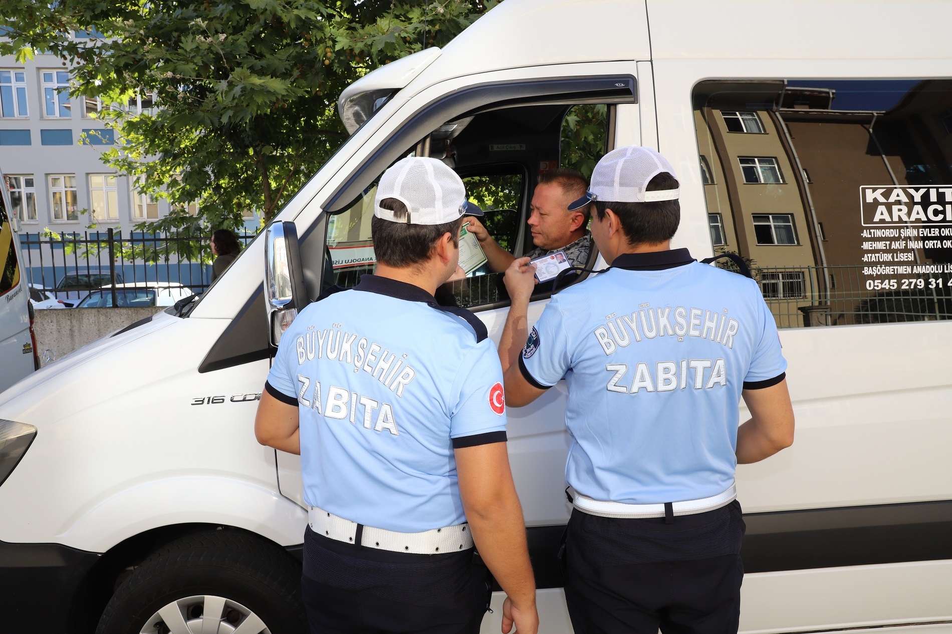 Büyükşehir Belediyesinden öğrenci servislerine