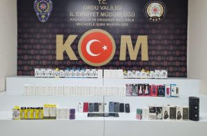 KAÇAK CEP TELEFONU OPERASYONU