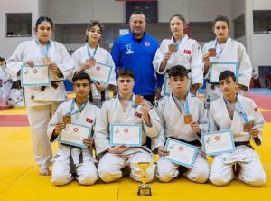 BÜYÜKŞEHİR JUDO TAKIMI 1. LİG’E ADINI YAZDIRDI