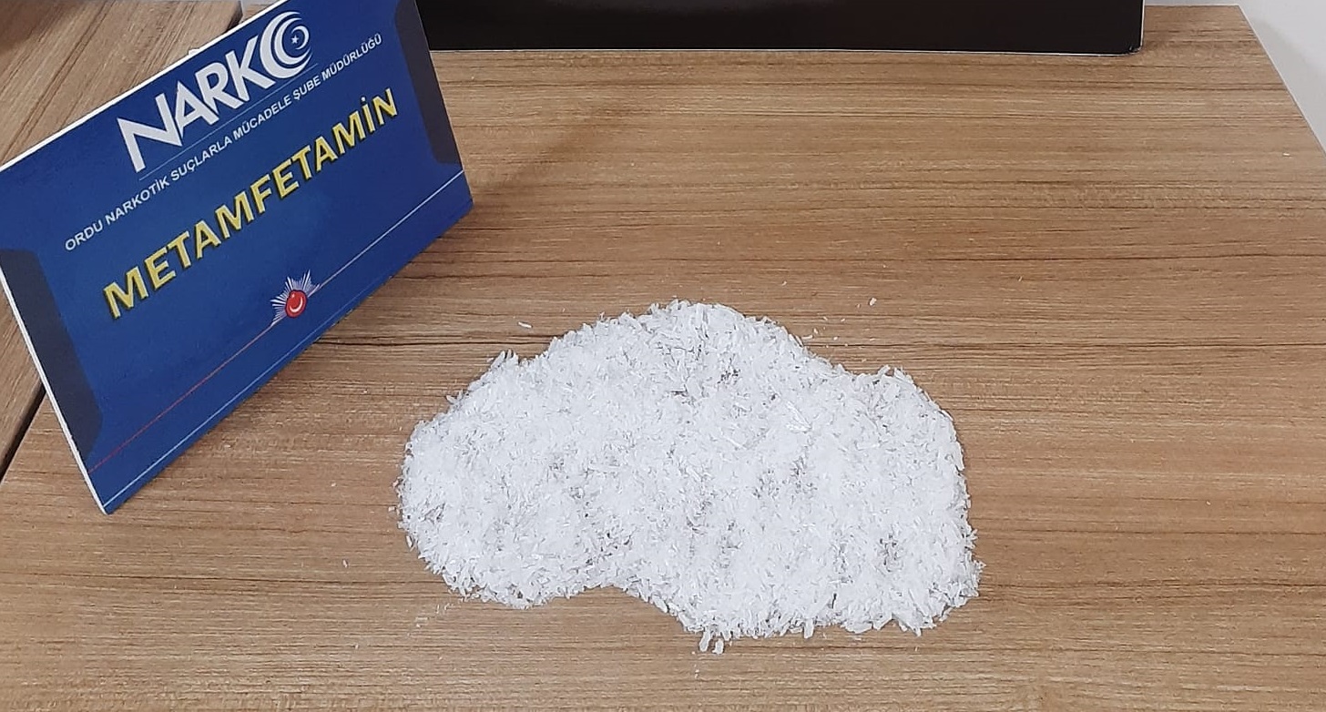 Durdurulan araçta 160 gram