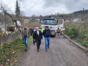 BAŞKAN TAVLI, “ÜNYE’NİN YOL SORUNUNU TEK TEK ÇÖZÜYORUZ”