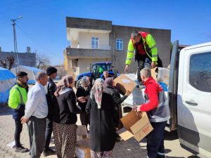 ORDU DEPREM BÖLGESİNDE YARALARI SARIYOR