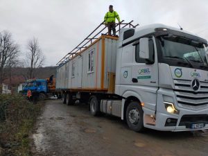 44 ADET KONTEYNER DEPREMZEDELER İÇİN YOLA ÇIKTI