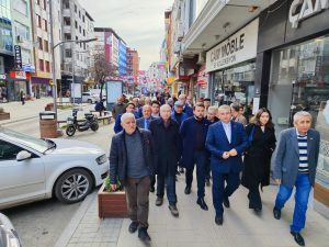 CUMHUR ÖZTÜRK, ÜNYE’Yİ KARIŞ KARIŞ GEZİYOR