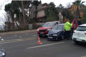 ÜNYE’DE ZİNCİRLEME TRAFİK KAZASI