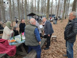 ÜNYE’DE VATANDAŞLAR GÜNEŞLİ HAVANIN TADINI ÇIKARDI