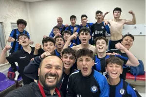 ÜFK, U15 LİGİ’NDE YARI FİNALE ÇIKTI