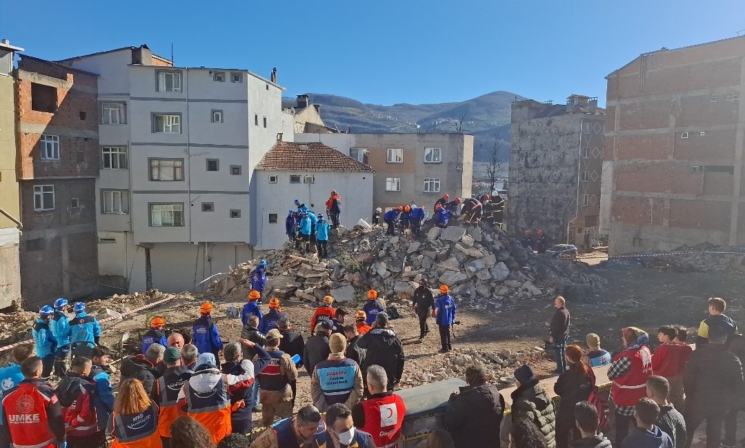 Deprem Saha Tatbikatı Yapıldı