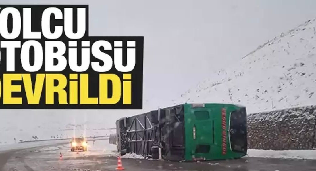 Yolcu otobüsü devrildi...Ölü ve