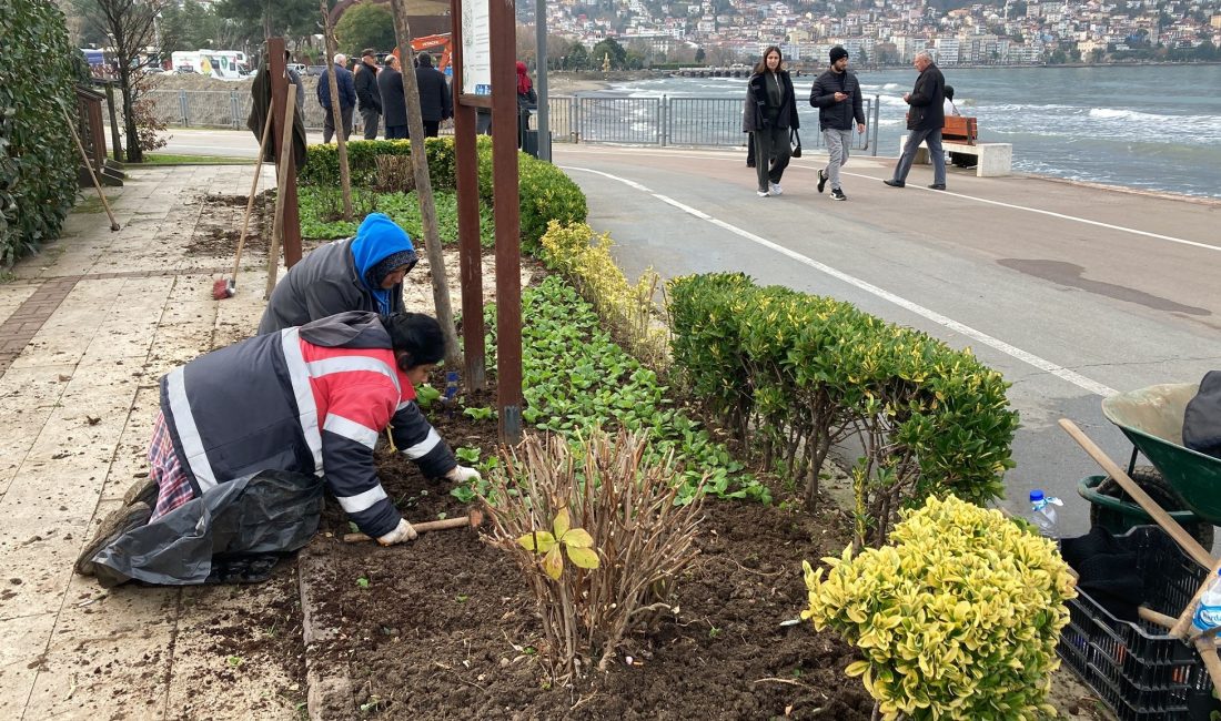 DALGALARIN VERDİĞİ TAHRİBAT ONARILIYOR