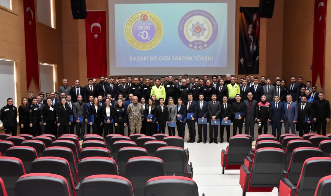 Ordu İl Emniyet Müdürlüğü personelleri, gösterdikleri gayretli ve başarılı çalışmalar